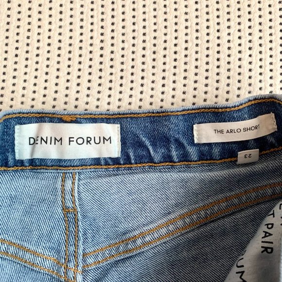 Aritzia Denim Forum Arlo Shorts | 23 - Picture 8 of 11